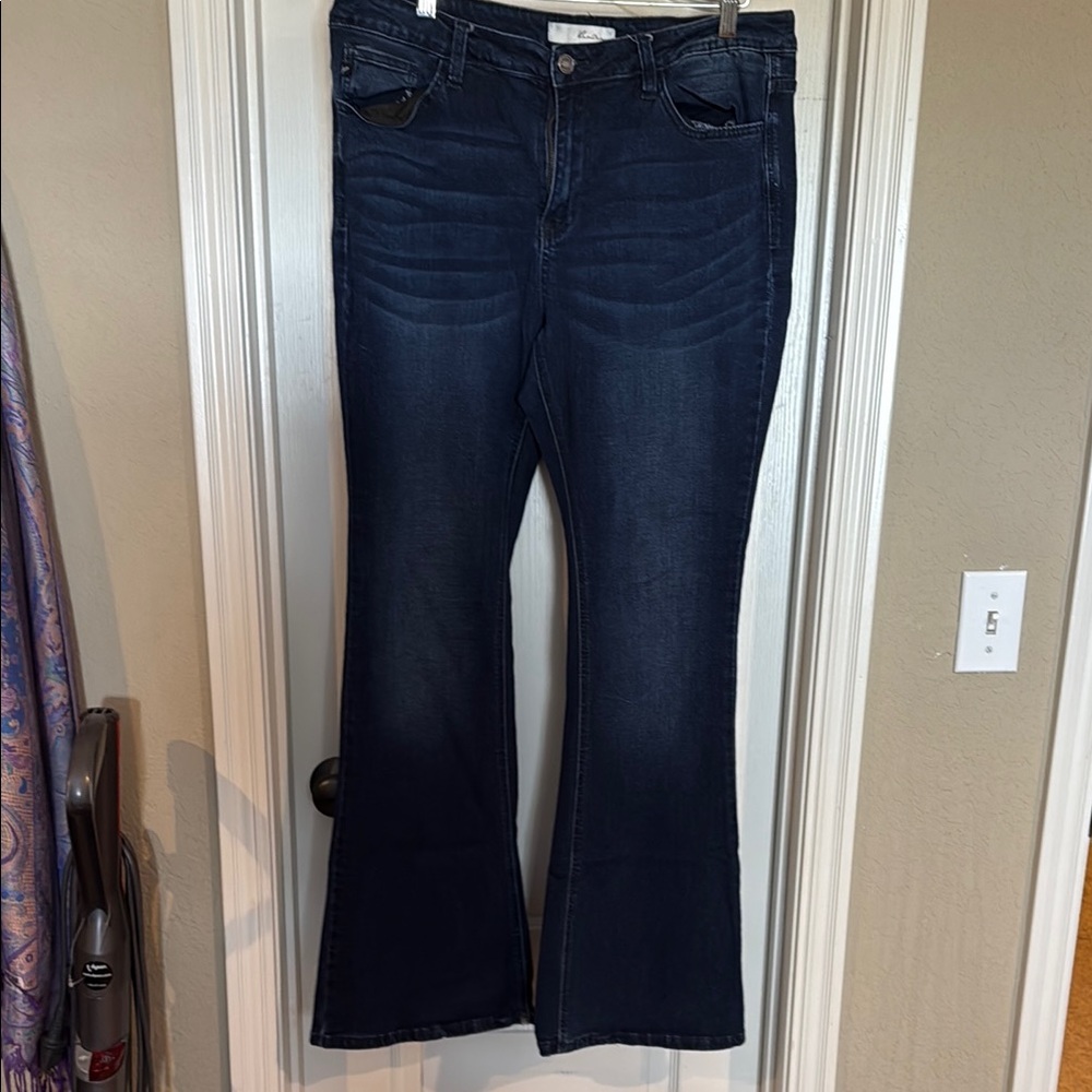 Women's Dark Blue Jeans